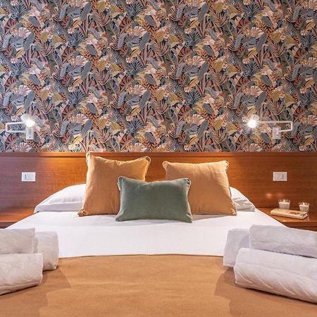 Vittoria Garden Suites Рим Экстерьер фото