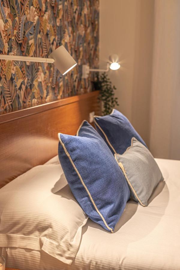 Vittoria Garden Suites Рим Экстерьер фото